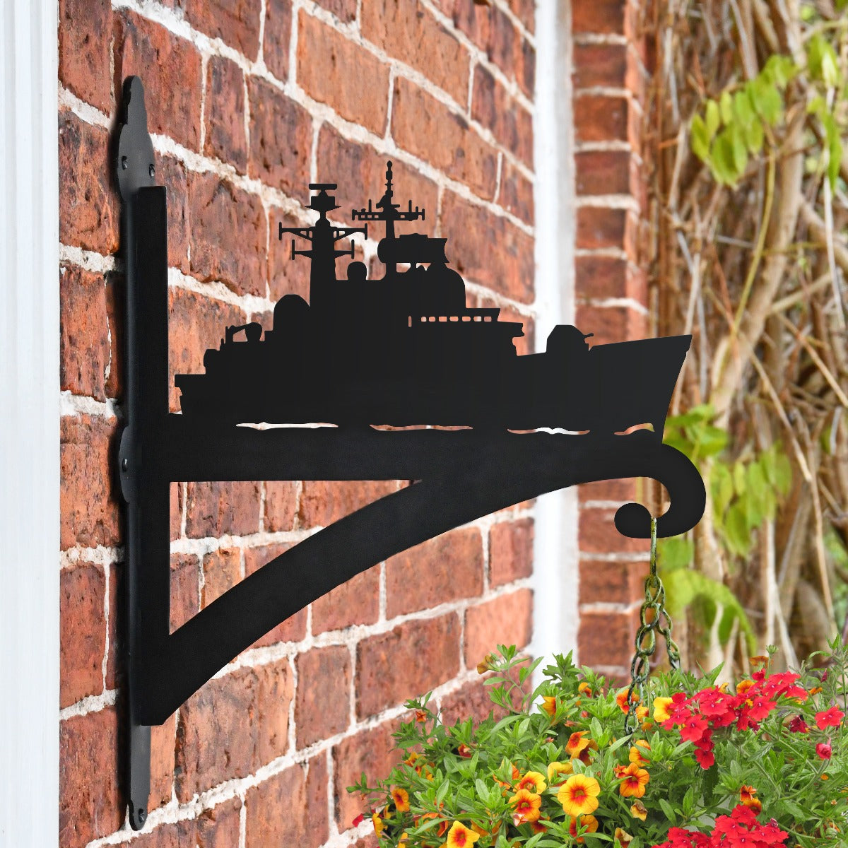 "HMS Edinburgh" Garden Hanging Basket Bracket