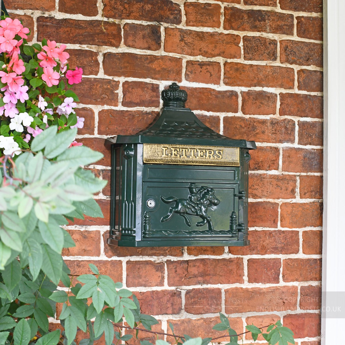 The Huntley Wall Mounted Post Box