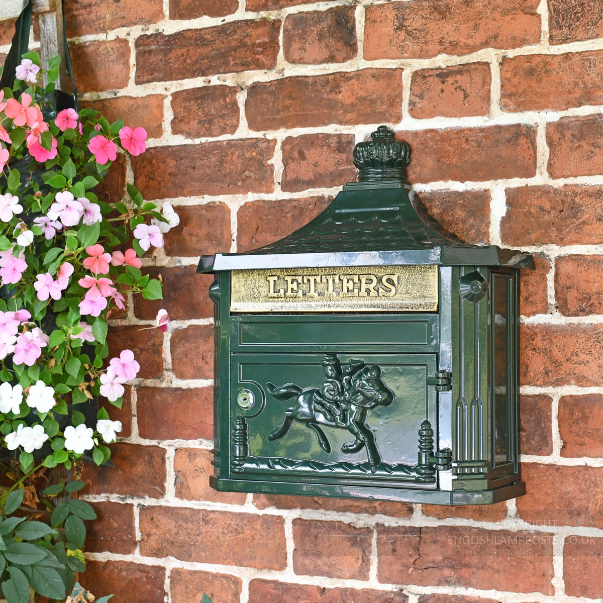 The Huntley Wall Mounted Post Box