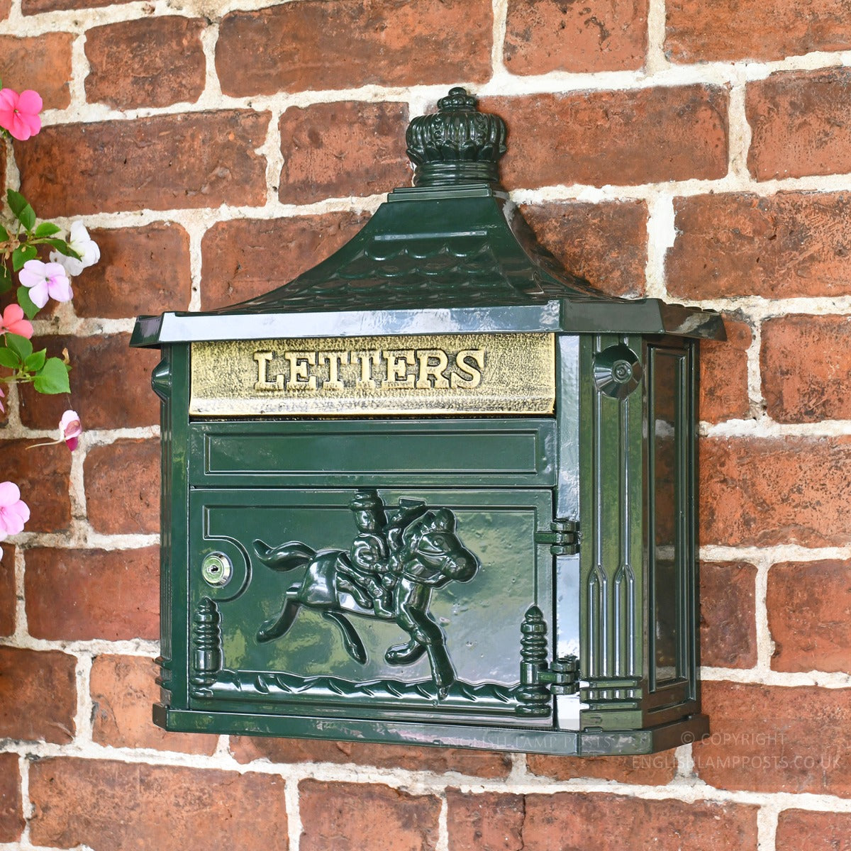 The Huntley Wall Mounted Post Box
