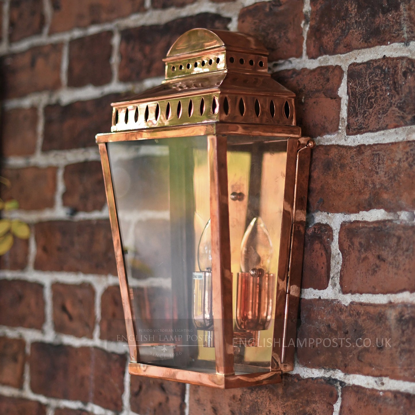 Polished Copper Georgian Manor Simplistic Brass Wall Light