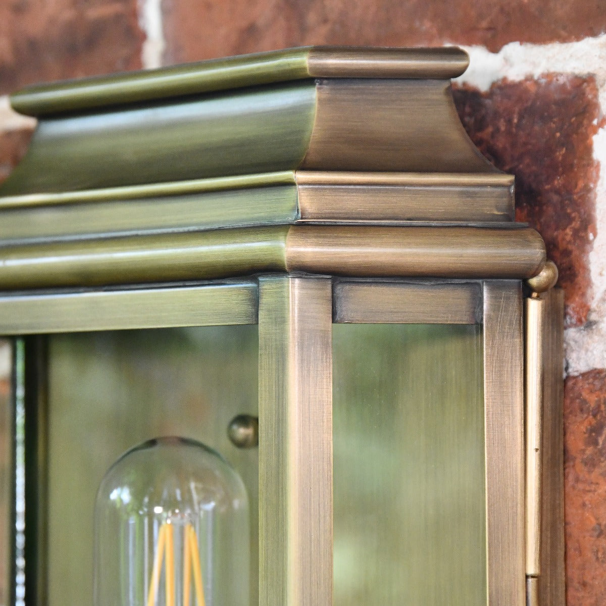 Antique Brass Traditional Wall Lantern