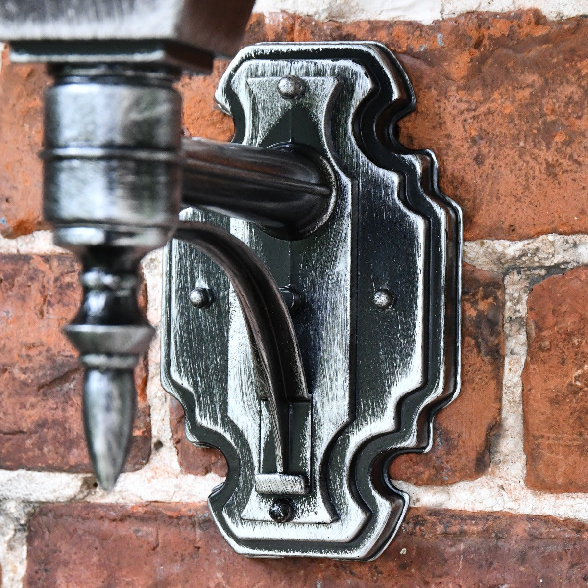 Classical Wall Lantern with Optional PIR Sensor