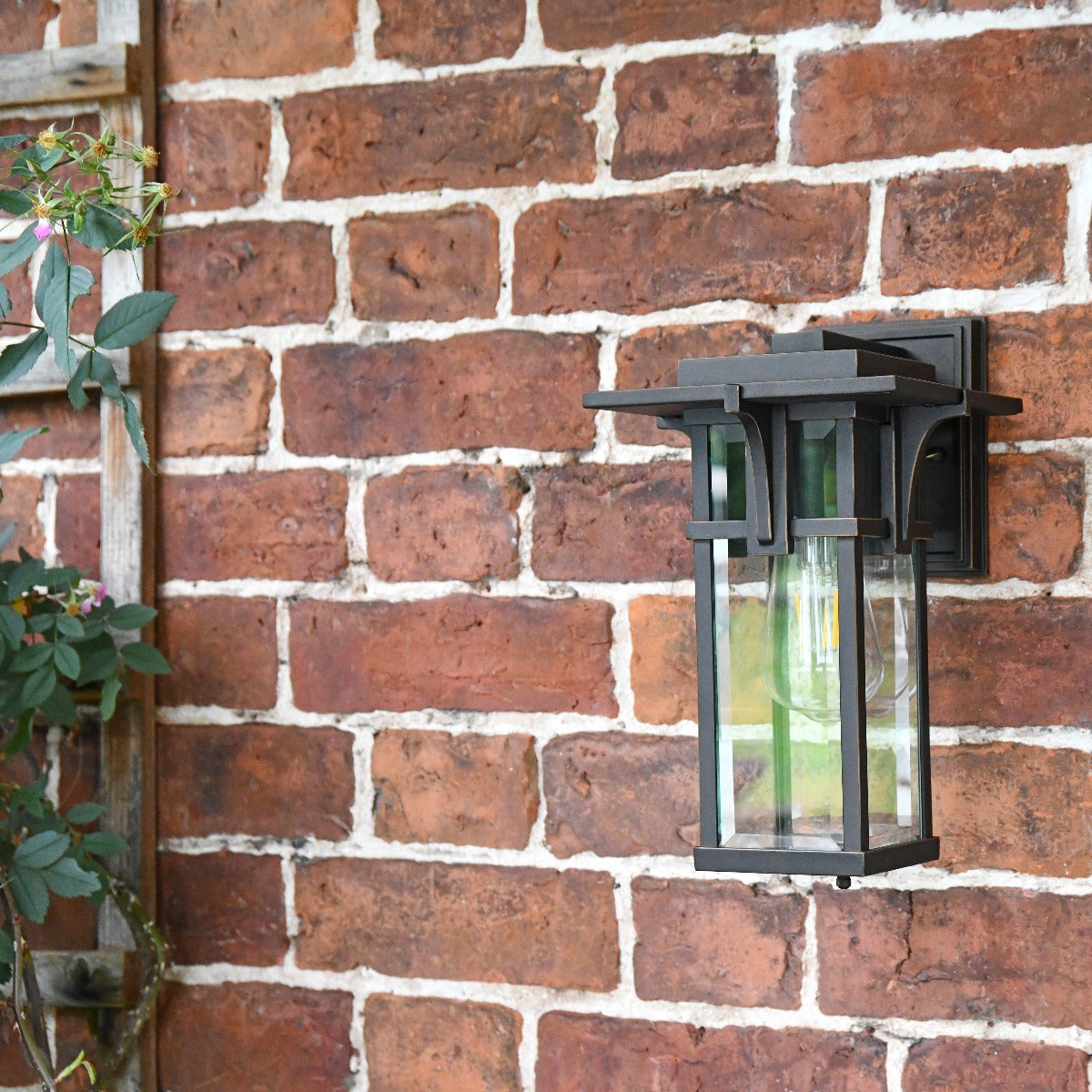 Modern Simplistic Wall Lantern in Bronze