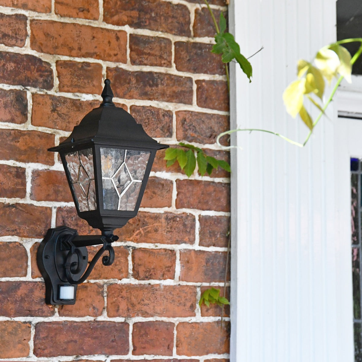 Traditional Black Wall Lantern With Built-In PIR Sensor