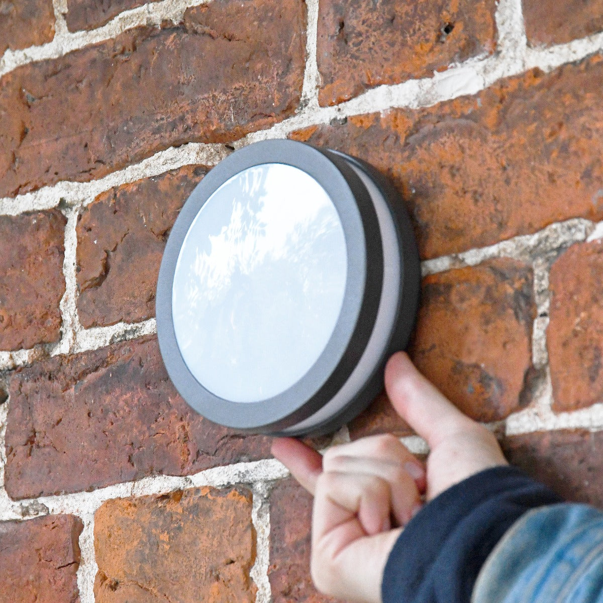 Modern Circular Garden Steps Wall Light