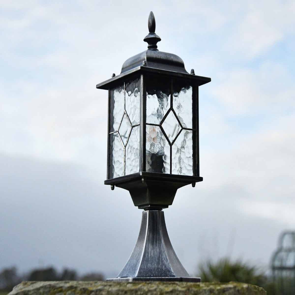 Hand Leaded Victorian Style Pillar Light with Sky View 