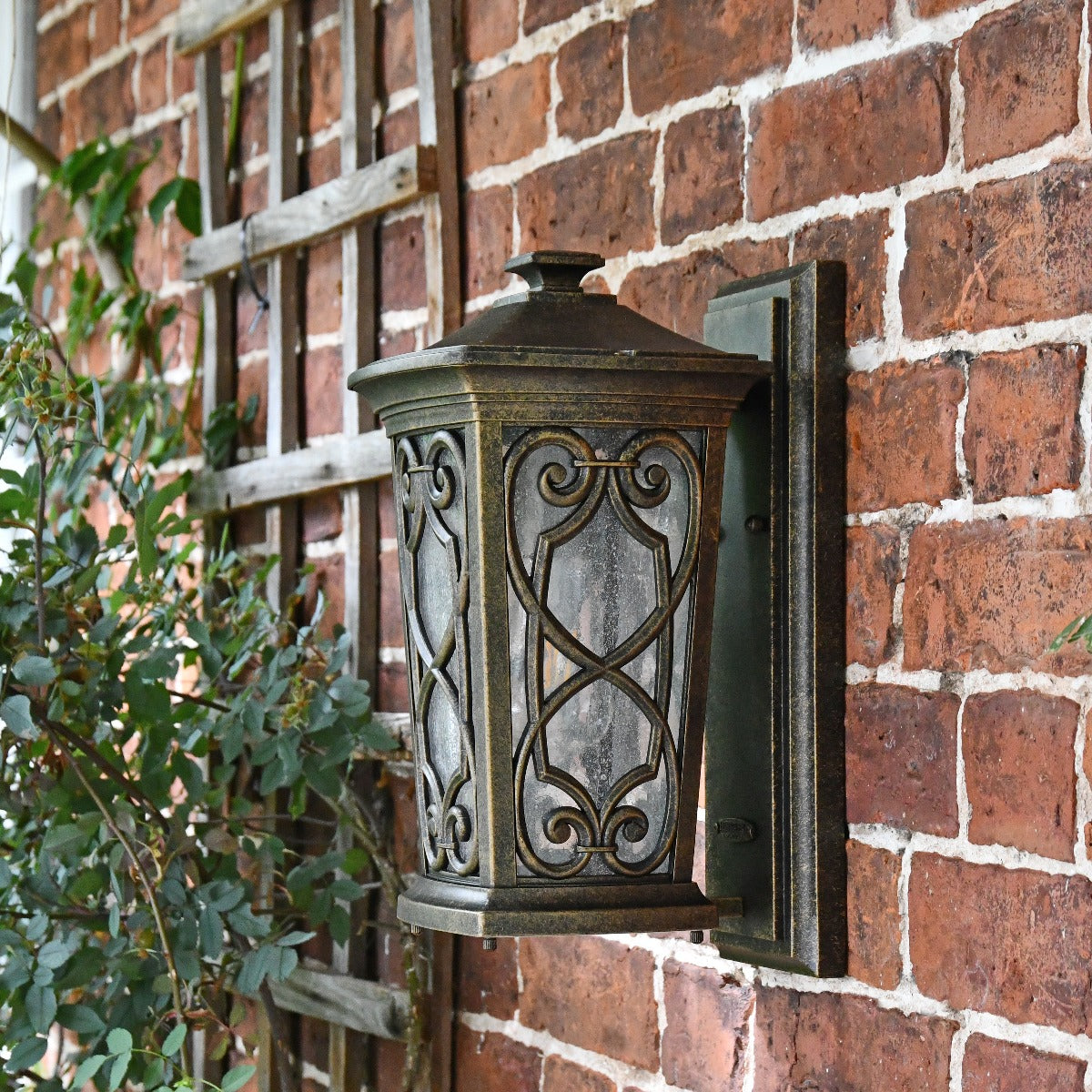 Gothic Style Wall Lantern With Bronze Detailing