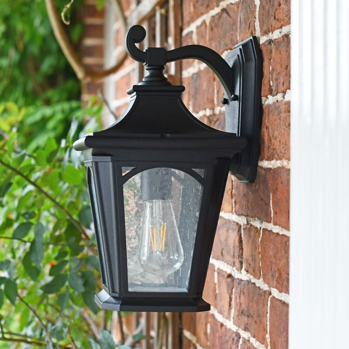 Victorian Wall Lantern With Textured Glass