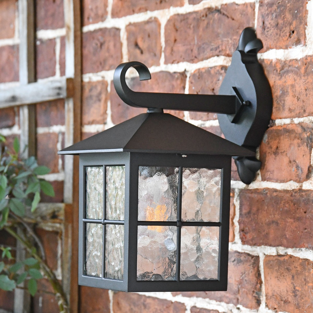 "Heythrop" Top Fix Traditional Wall Lantern On Brick Wall