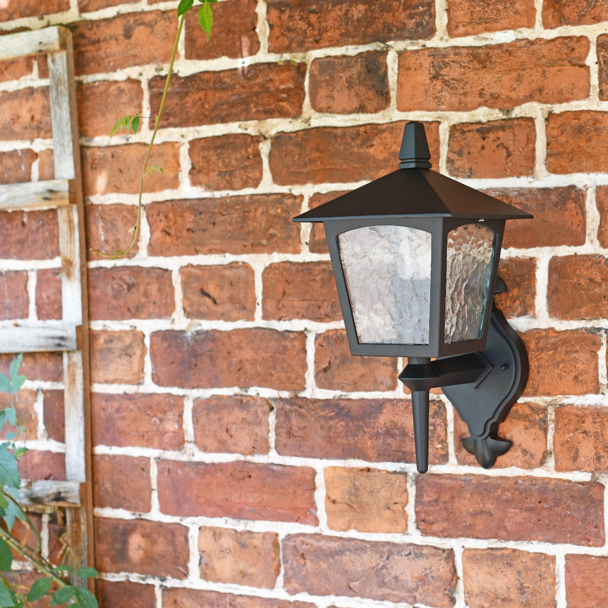 "The Garford" Black Traditional Wall Lantern