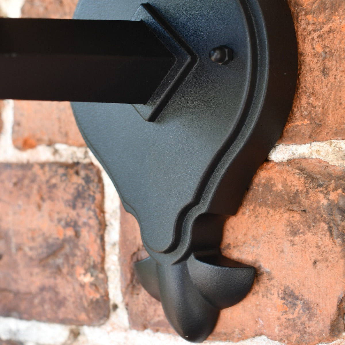 "The Garford" Black Traditional Wall Lantern