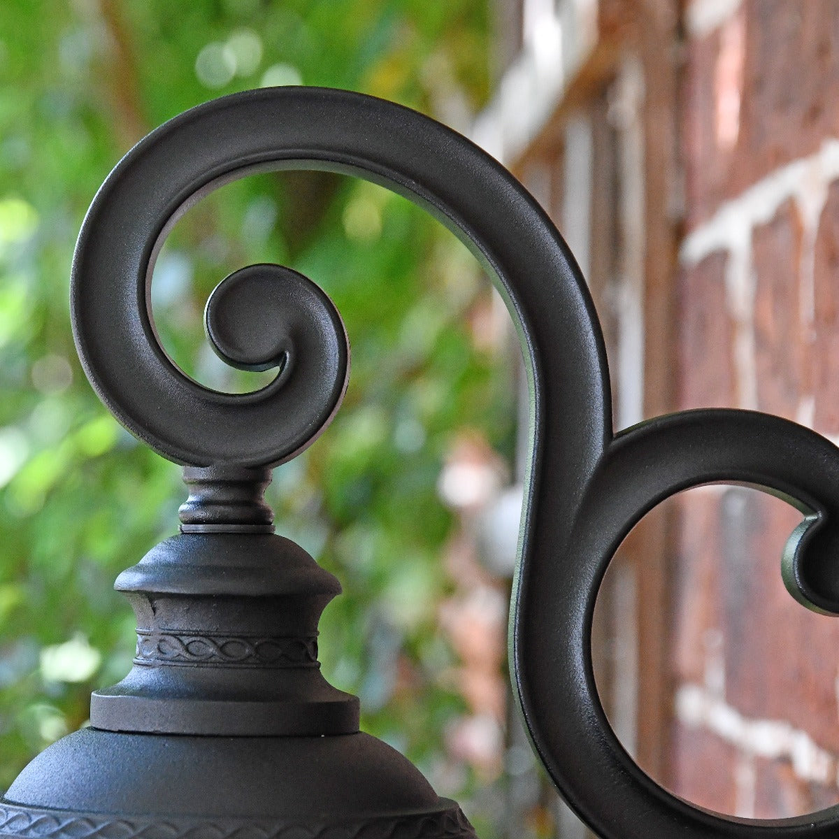 "The Chelford" Black Top Fix Traditional Wall Light