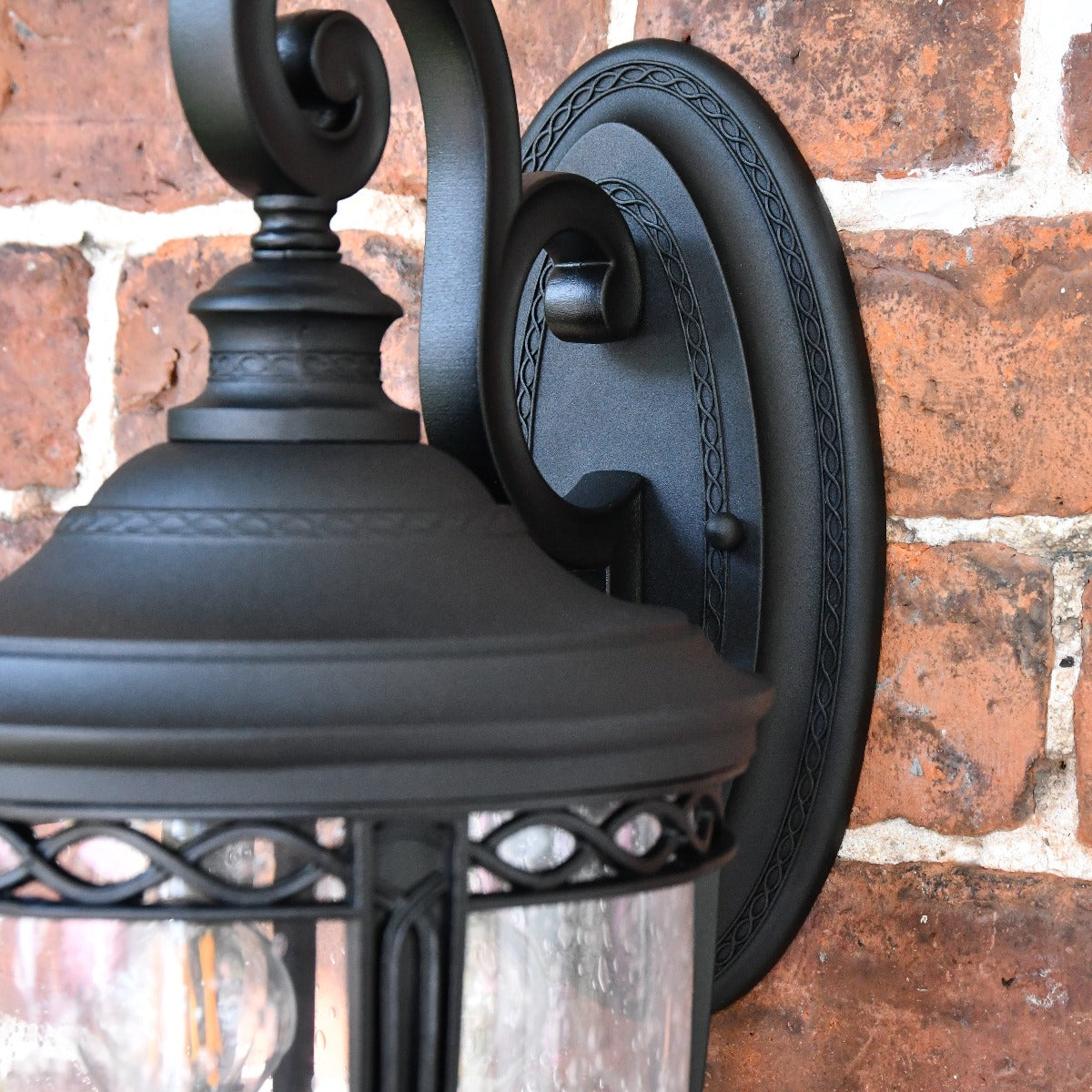 "The Chelford" Black Top Fix Traditional Wall Light