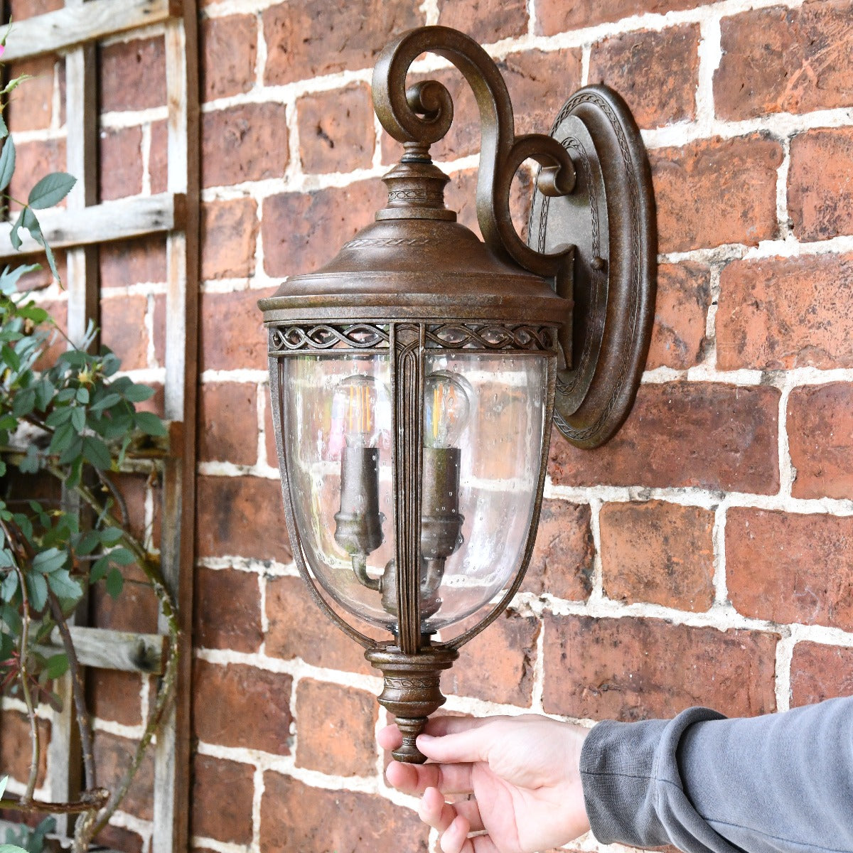Antique Bronze Pillar Post Light with Seeded Glass Lantern