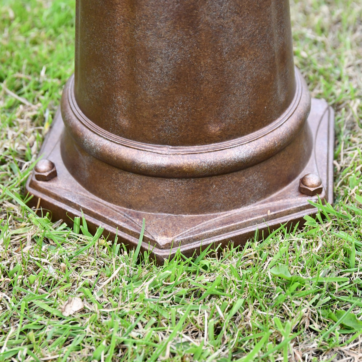"The Rothford" Antique Bronze Beveled Glass Traditional Lamp Post 2.4m