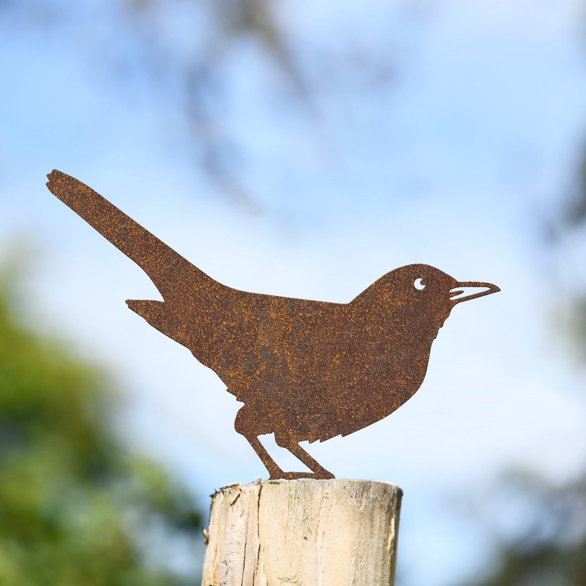Blackbird Garden Sheet Steel Fence Topper In Rustic