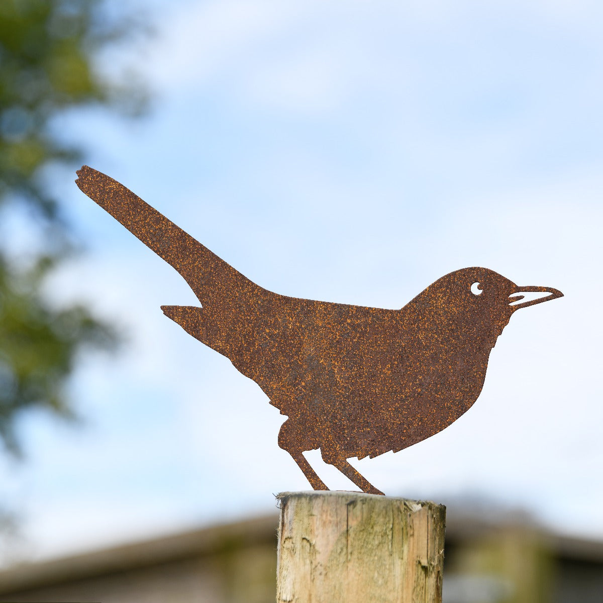 Blackbird Garden Sheet Steel Fence Topper In Rustic