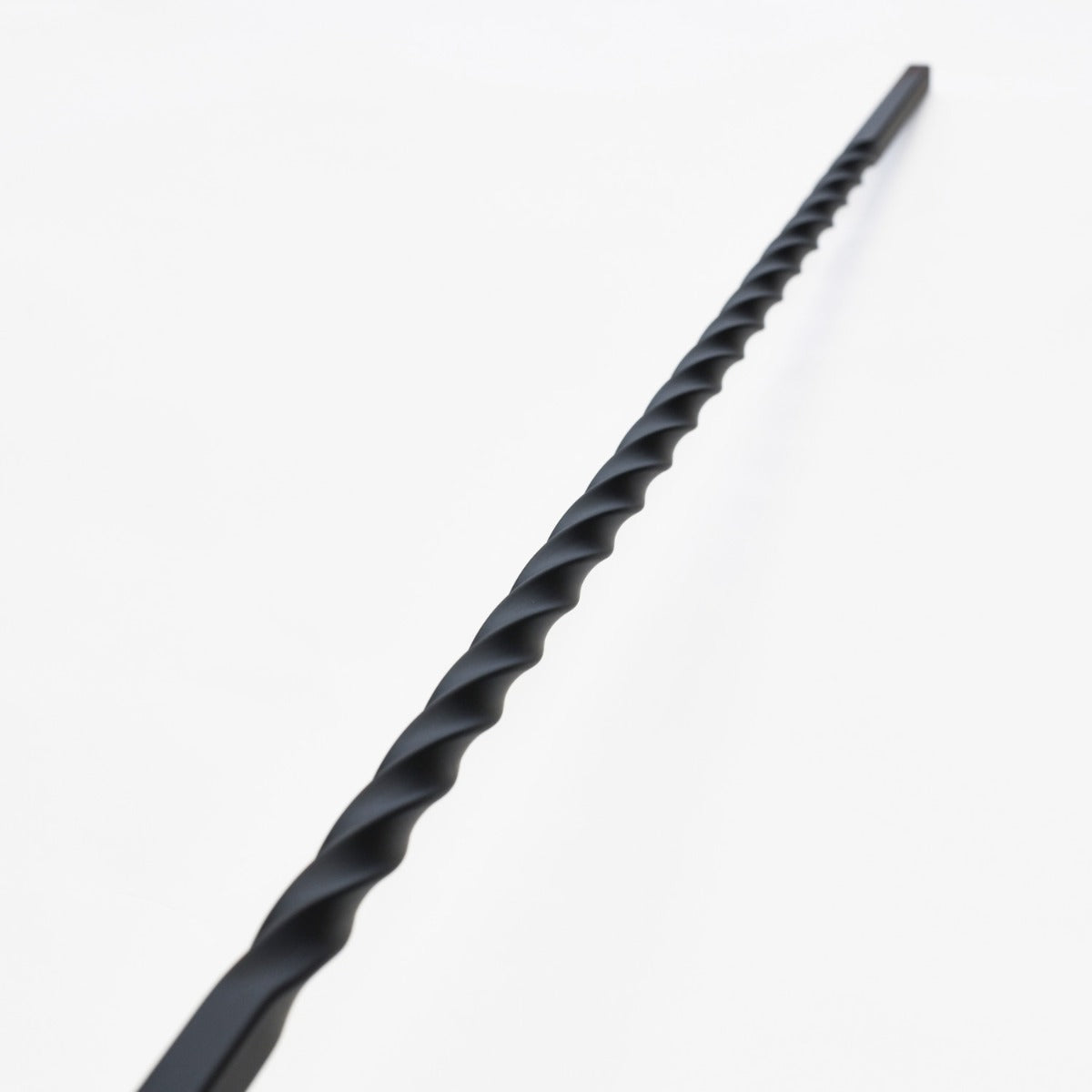 Verbatim Matte Black Twisted Spiral Metal Stair Spindle