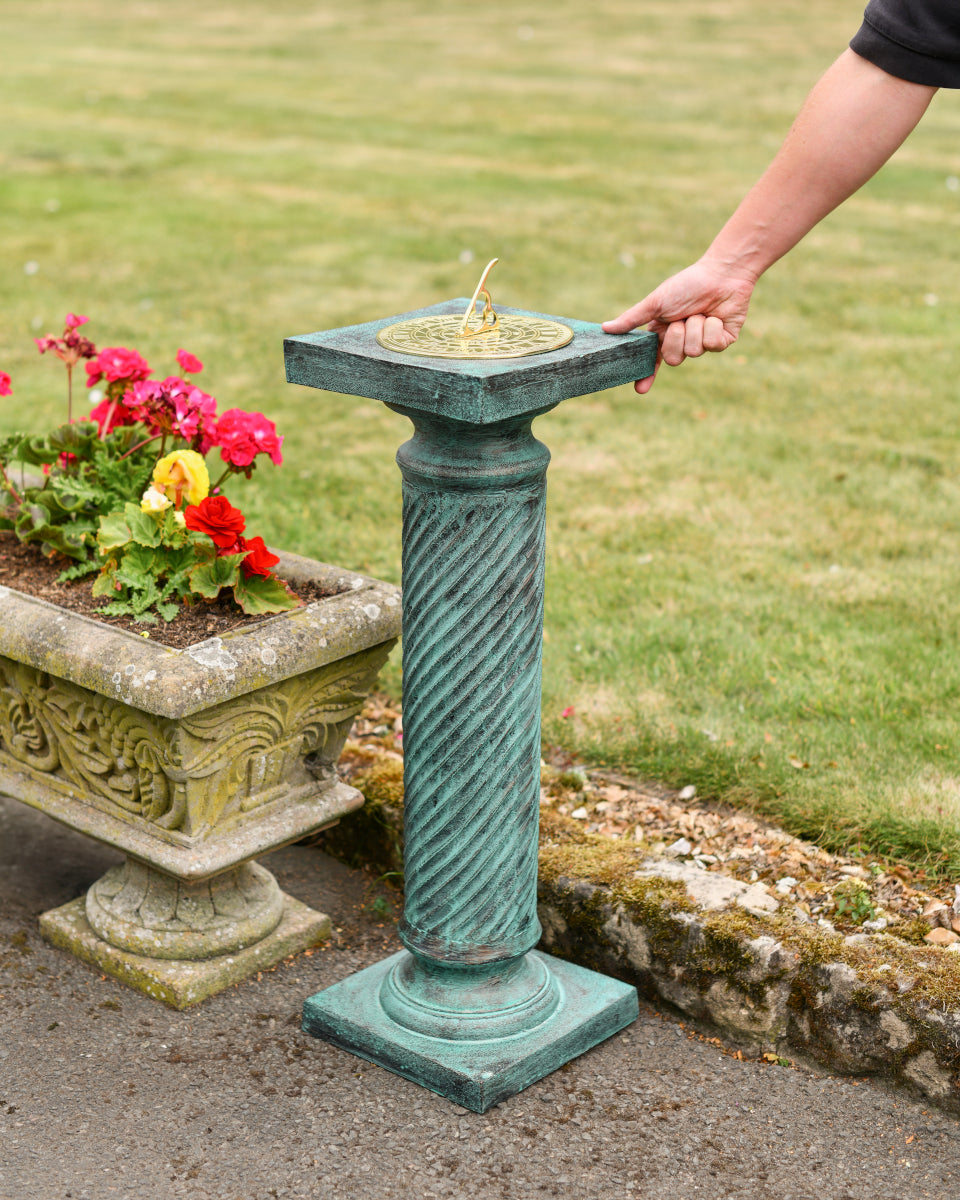 Life size scale of the pillar