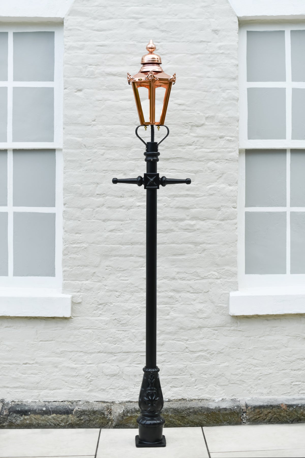 The 'Beatrice' Small Copper Victorian Lamp Post in situ