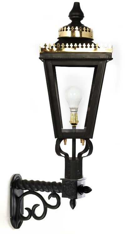 Victorian Garden Wall Light With Gold Crowning Details