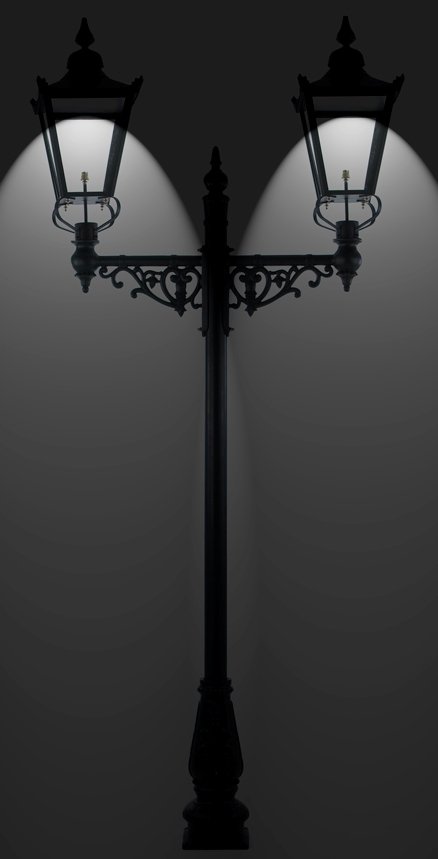 The Countess Lamp Post