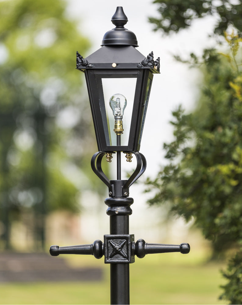 Close up of the lantern head