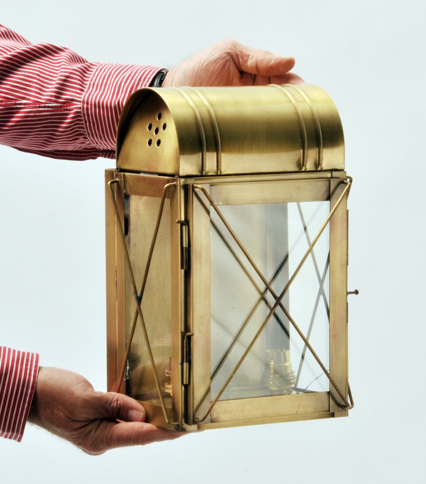 Walton Wall Lantern
