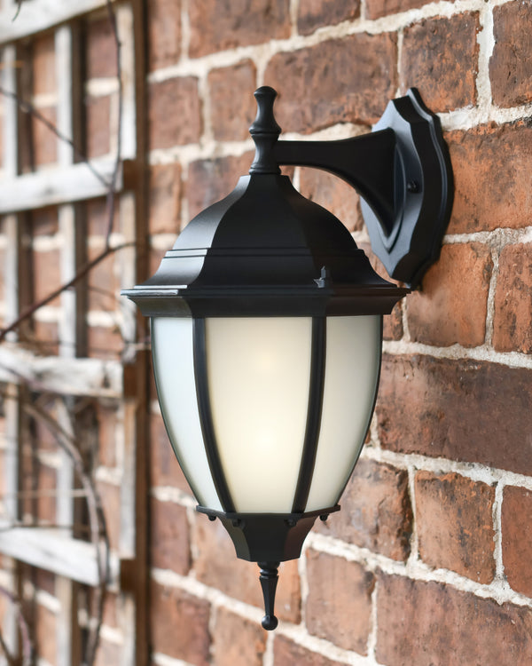 'Warwick' Medium Traditional Outdoor Top Fix Wall Lantern