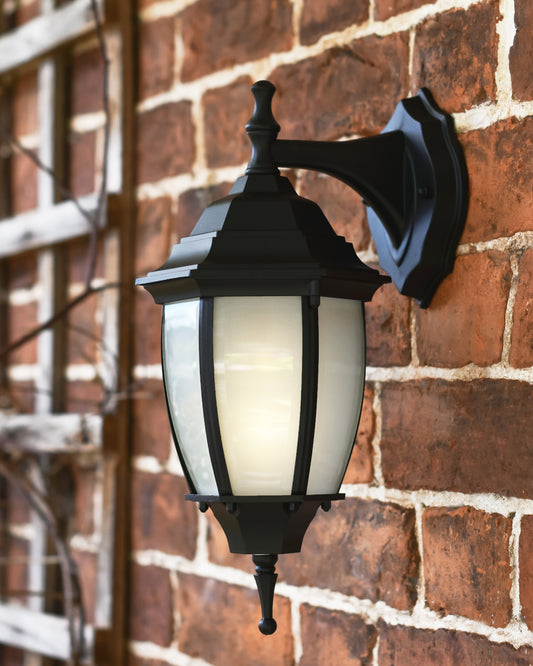 'Warwick' Small Traditional Outdoor Top Fix Wall Lantern