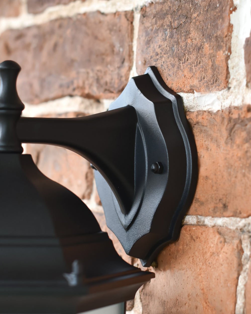 'Warwick' wall light backplate
