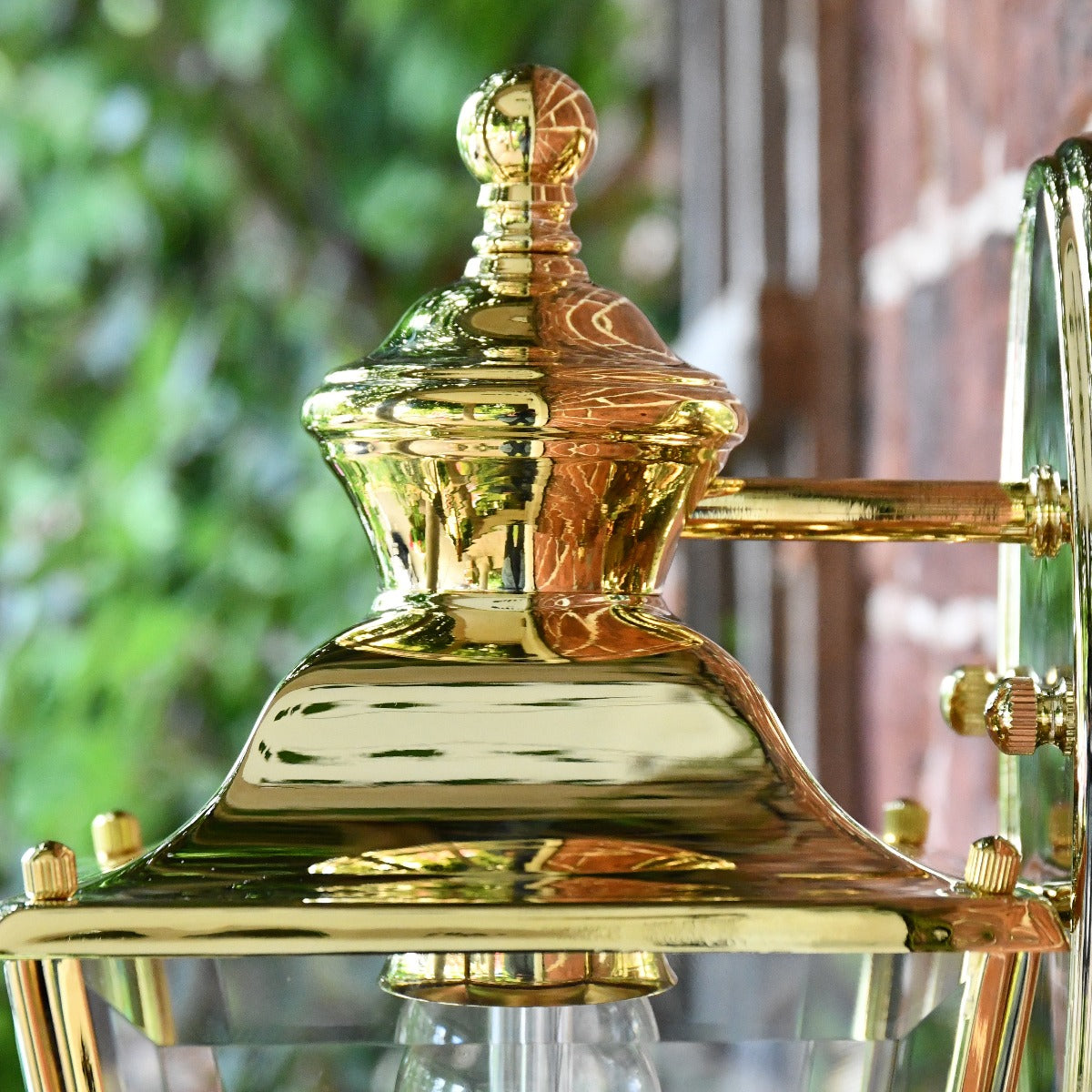 "Westcott" Polished Brass Traditional Wall Light