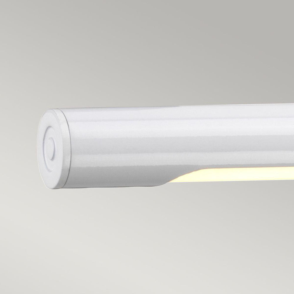 Magnified view of the light end