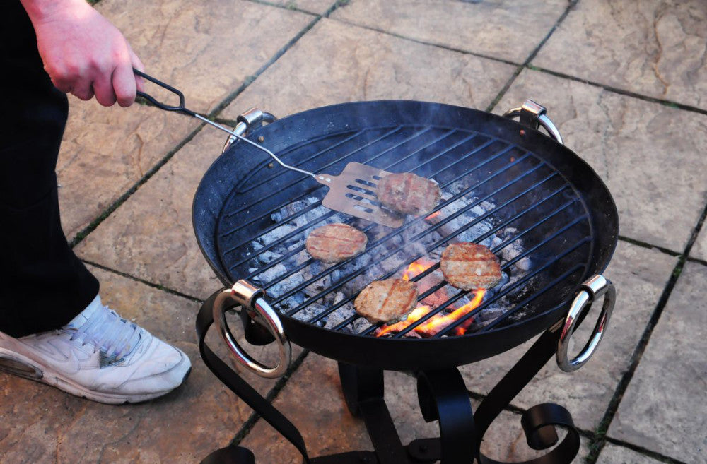 Overhead view of the barbecue 