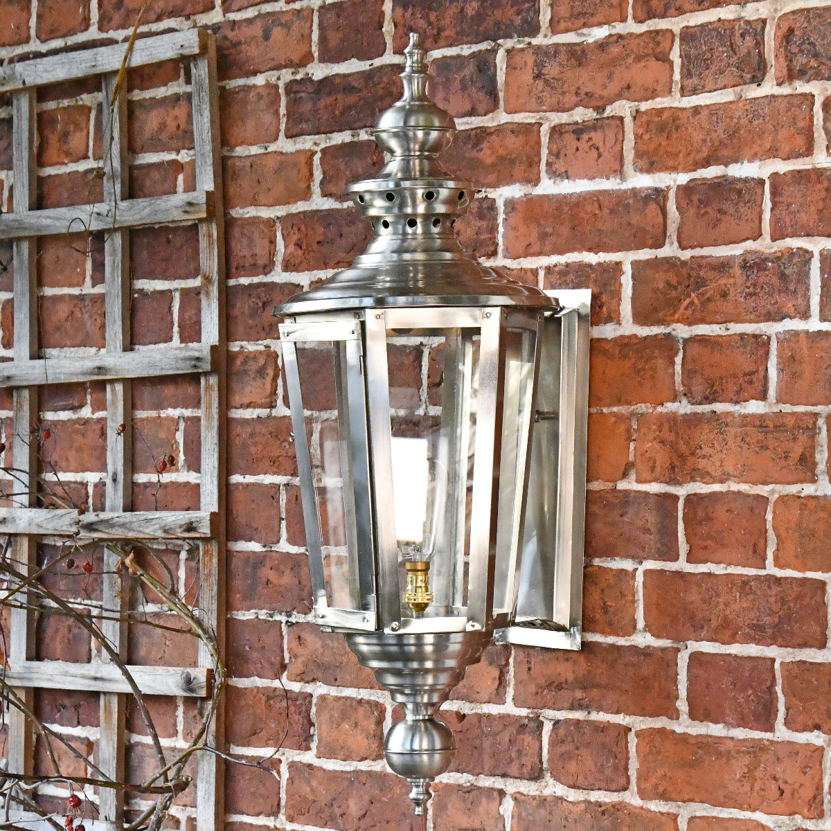 York Wall Light In Antique Silver
