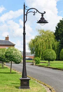 2.5m Antique Brown Ornate Cast Iron Victorian Lamp Post
