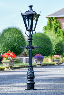 Black Gothic Miniature Lamp Post - 1.5m