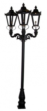 “Holyrood” 2.3m Triple Headed Black Victorian Lamp Post