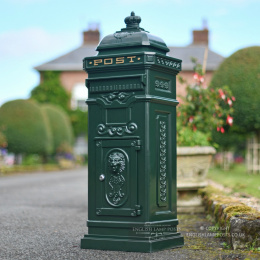Green 'The Lincoln' Freestanding Pillar Box